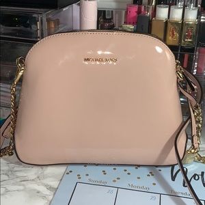 ✨BRAND NEW MICHAEL KORS✨